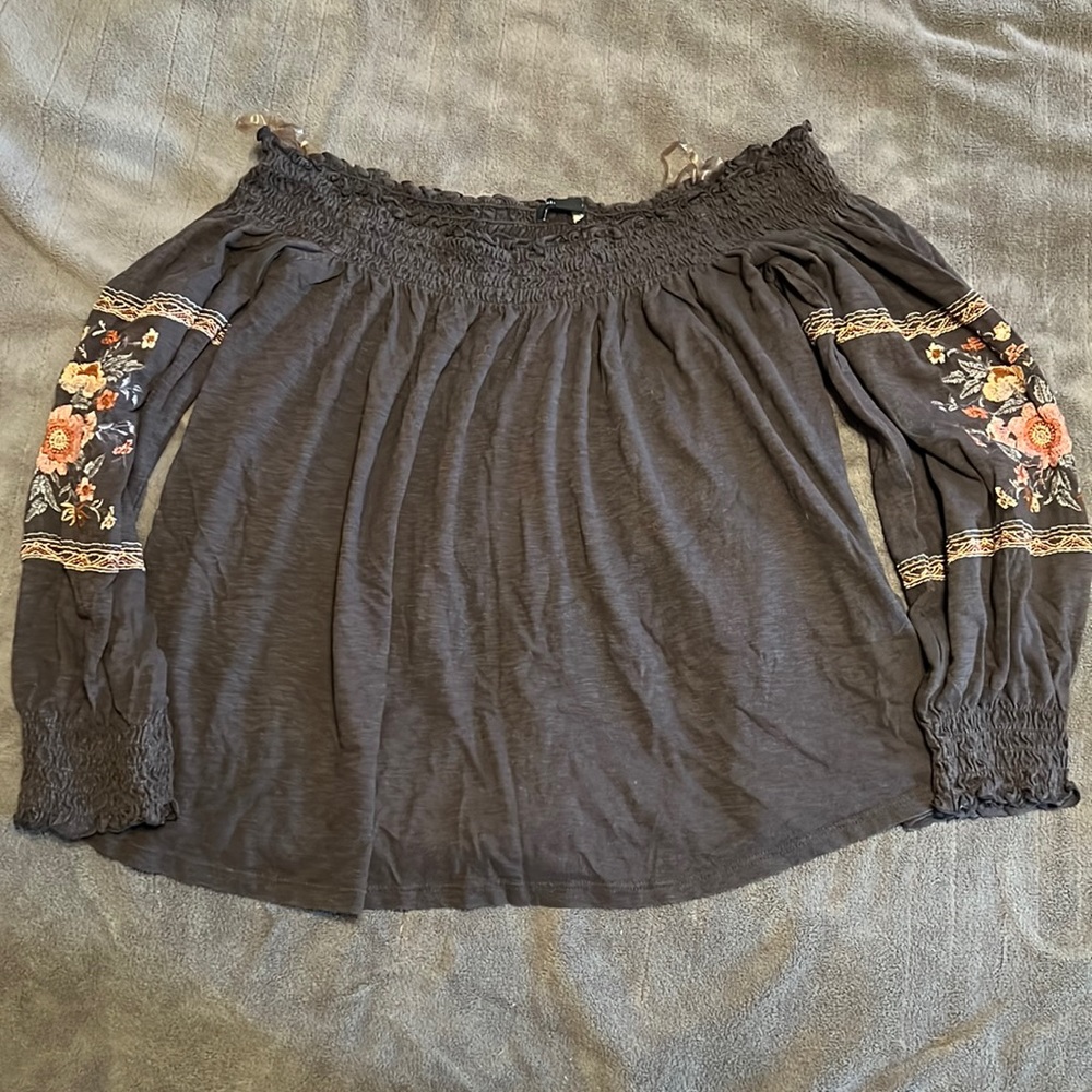 American Eagle Top